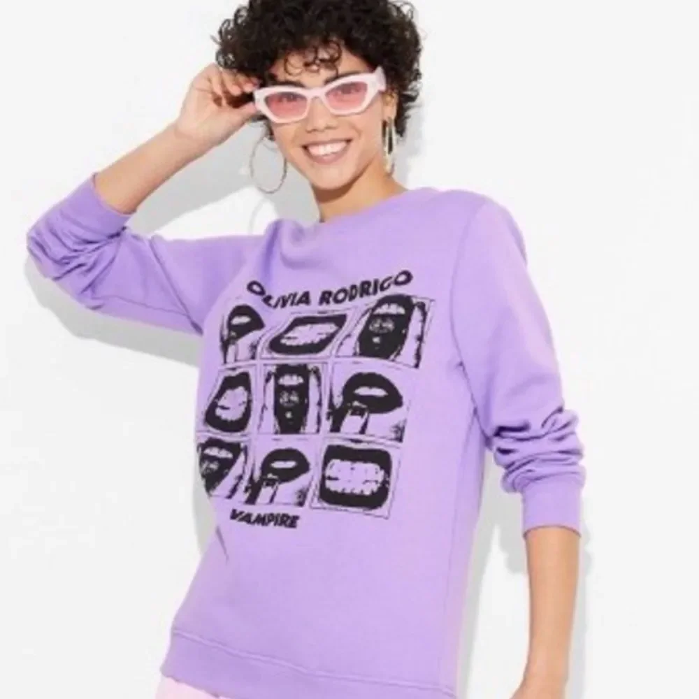 NWT Olivia Rodrigo Purple Vampire Graphic Sweater XXL
